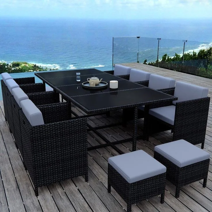 Hotel & Resorts
